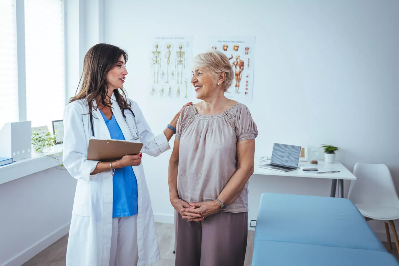 -medium-shot-woman-ready-get-ct-scan